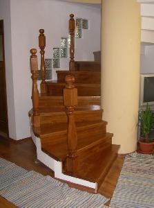 Scari interioare
