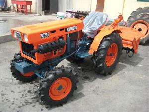 Tractor Kubota B7001DT
