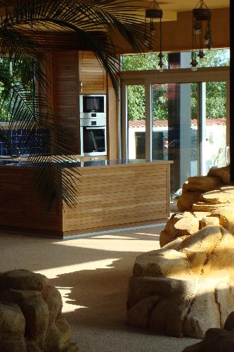 design interior bucatarie si living