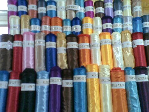 satin 150 cm