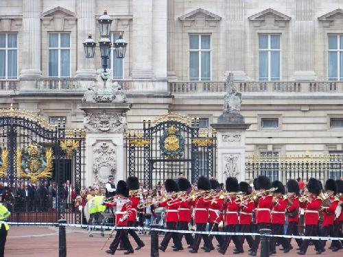 Tabara de grup LIMBA ENGLEZA 3 CAPITALE Londra Edinburgh Car