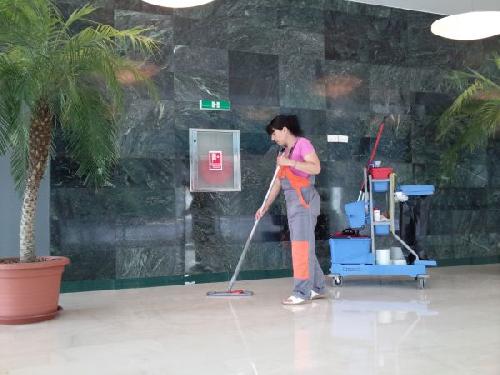 Servicii complete curatenie - Pachetul 