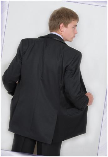 Costum cu slit lateral
