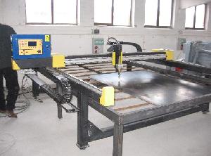 Masini debitare/taiere plasma
