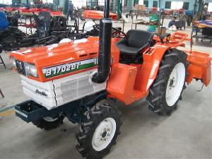 Tractor Kubota B1702 DT