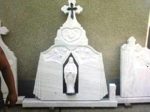 Monumente marmura urziceni