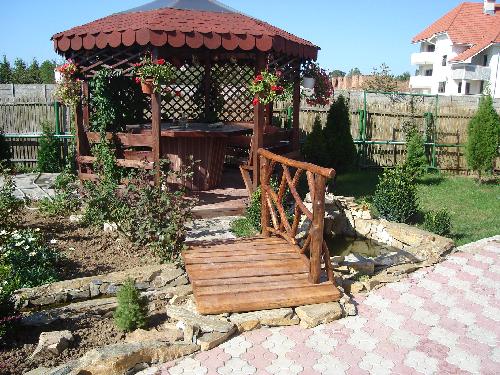 Mobilier de lemn pentru gradina