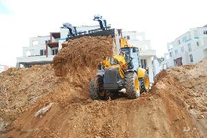 Buldoexcavator 4x4x4
