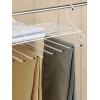 Raft umerase pantaloni