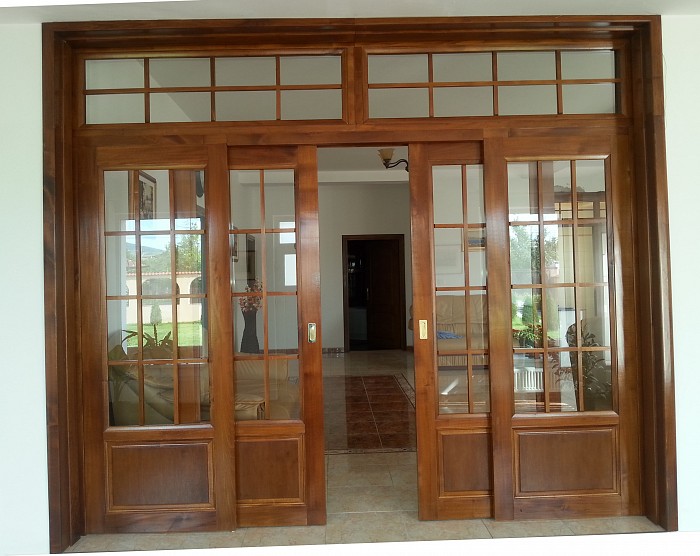 Usi Lemn 39 oferte de la 25 firme