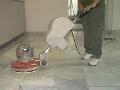 Curatare si intretinere pardoseli dure