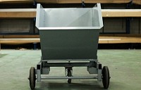 Container basculant pentru şpan