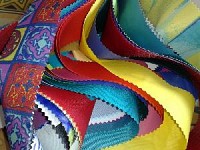 Tesaturi impermeabile tip fas