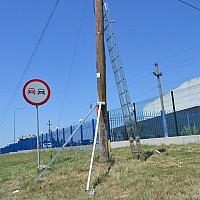 Dispozitiv de ancorare a stalpilor de lemn - model nou