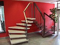 Scari din inox si lemn - autoportante