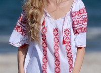 IE ROMANEASCA TRADITIONALA Bujor salbatic