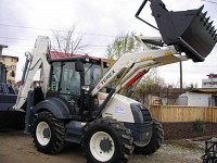 Inchiriere buldoexcavator Terex