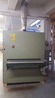 Masina de calibrat si slefuit cu exhaustor