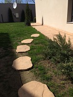 Dale piatra neregulata pas gradina