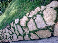 Taluzuri piatra naturala sau compozit