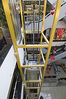 Ascensor hidraulic Elmas pentru persoane