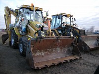 Inchirieri buldoexcavator