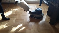 Curatare ceruire parchet