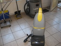 masina de spalat si aspirat pardoseala lavor sprinter