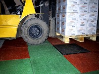 Pardoseli cauciuc terenuri sport