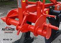 Plug reglabil, cu 2 brazdare, pentru tractor 40-45 CP.