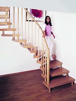 Scari interioare autoportante