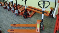transpaleta cu frana sarcina 2,5 t