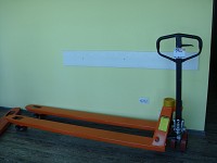 transpaleta lunga cu furci 2 m