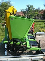 Masina de plantat cartofi