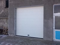 usi garaj rezidentiale Ramnicu Valcea, Dragasani, Babeni