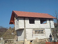 Constructie case la rosu Timisoara