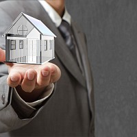 agent imobiliar