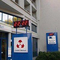 ceas stradal cu leduri