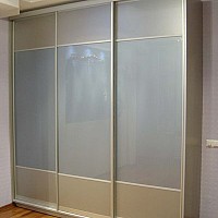 dulap cu usi glisante