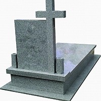 monumente funerare