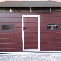 usi garaj rezidentiale