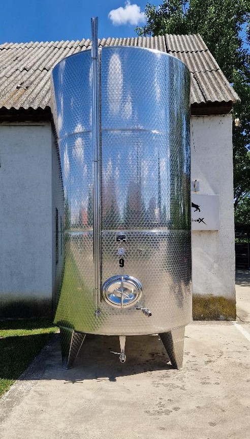 Cisterna Inox Alimentar pentru stocare 12.500 litri