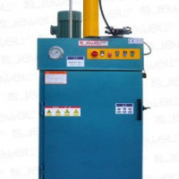 Presa hidraulica verticala de compactat butoaie metalice