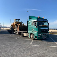 Transport utilaje cu trailer 30 tone