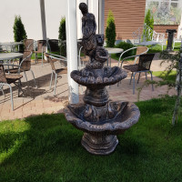 Fantana arteziana din beton F4/fantana arteziana/ornament gradina/statuete din beton/jardiniere din beton/ghivece beton