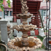 Fantana arteziana din beton F6/fantana arteziana/ornament gradina/statuete din beton/jardiniere din beton/ghivece beton
