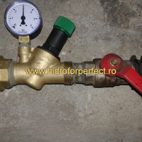 Montaj reductor presiune hidrofor
