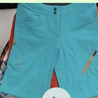 Pantaloni scurti - femei , barbati saci 15 kg
