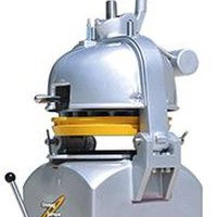 Masina de divizat semiautomata  cu rotunjire