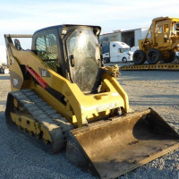 Inchiriez miniincarcator/skid/bobcat